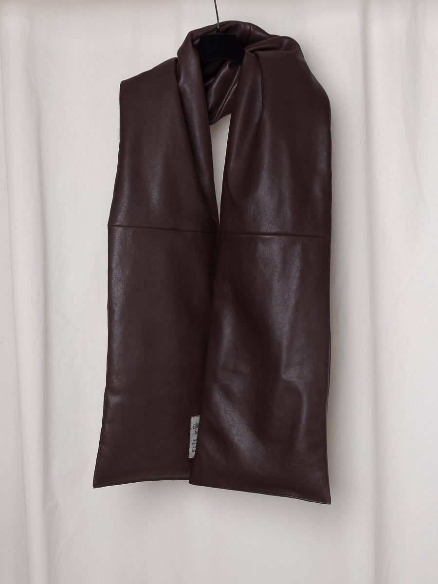 S17 NO.110 LEATHER PADDED POCKET SCARF