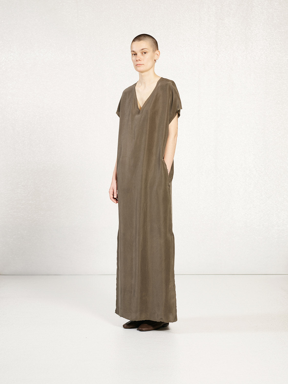 PREORDER S20 NO.354 CUPRO V-NECK POCKET DRESS