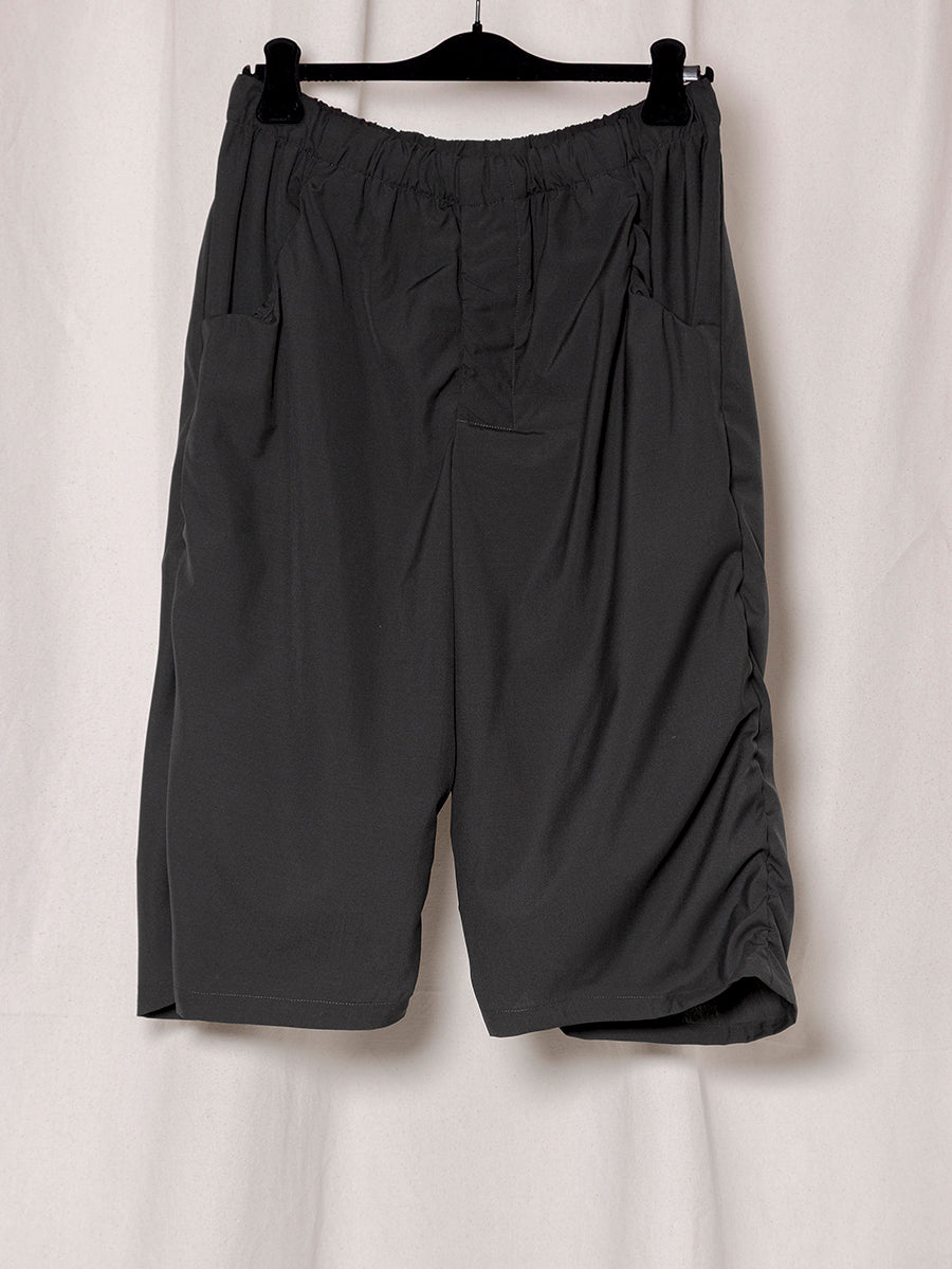 S18 NO.330 SUMMER WOOL DRAPED SHORT TROUSERS