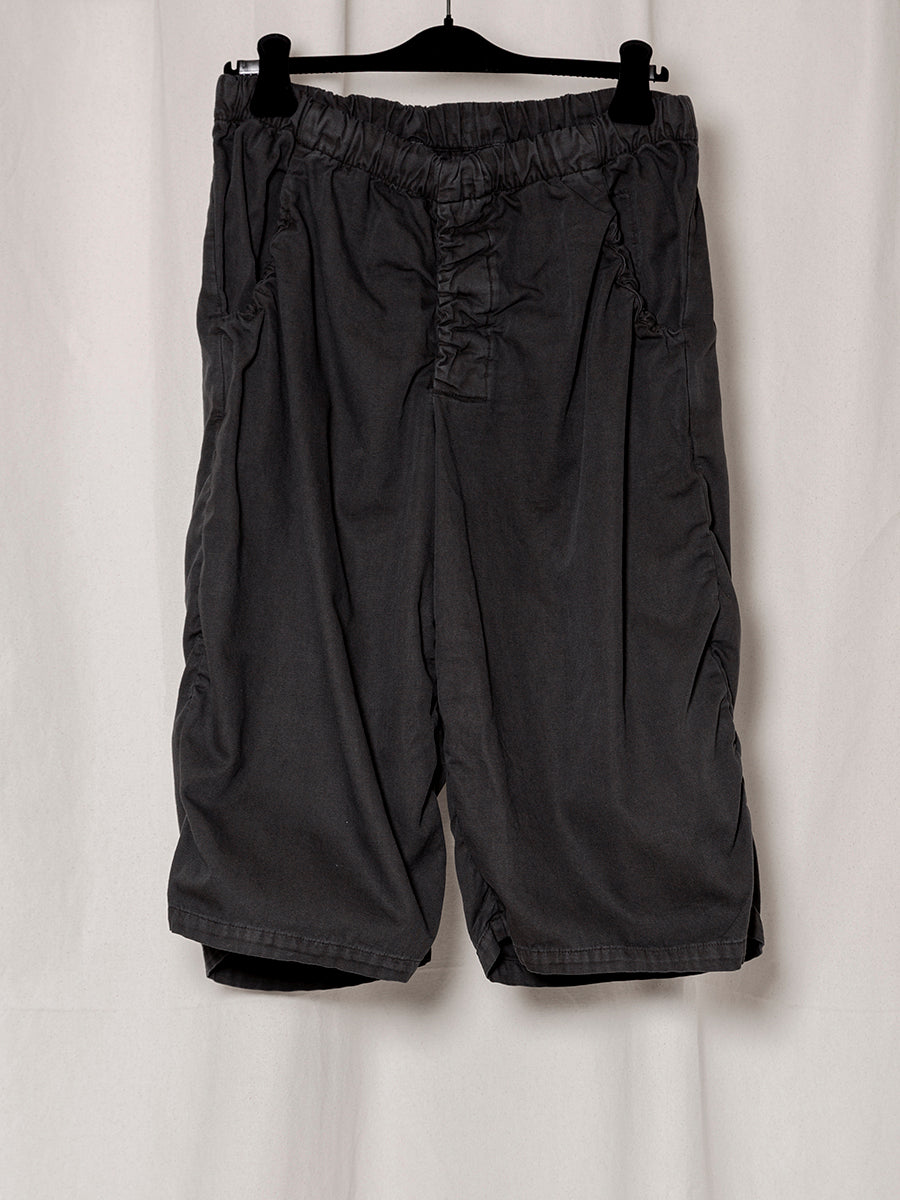 S18 NO.330 BLACK THIN CANVAS SHORT TROUSERS