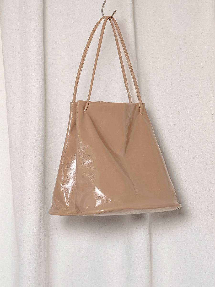 S18 NO.17 SAND LEATHER HOOF BAG