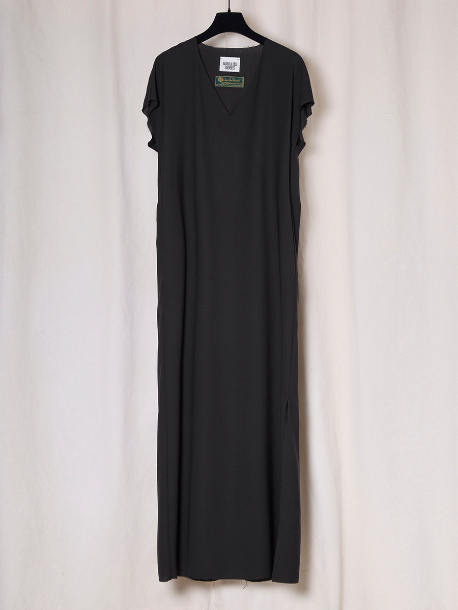 PREORDER S20 NO.354 FINE WOOL V-NECK POCKET DRESS