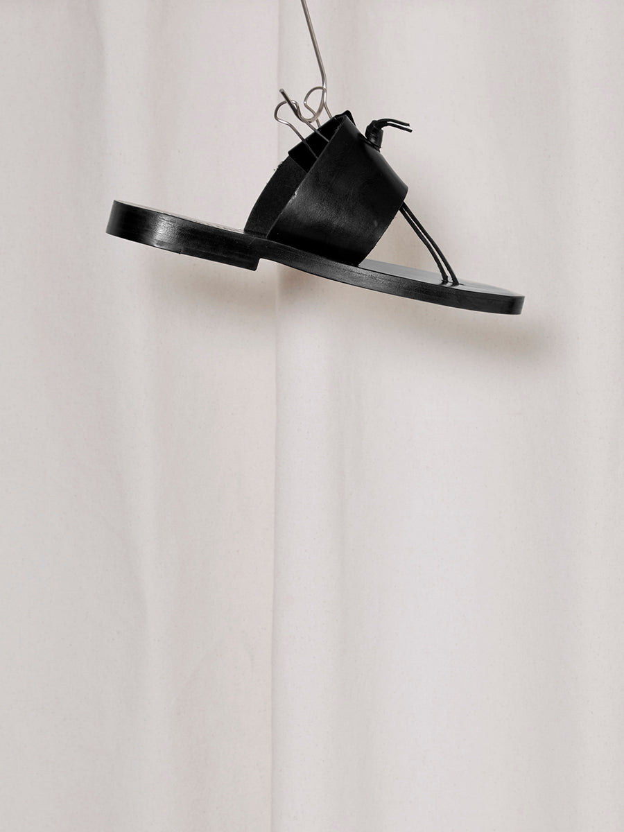 PREORDER S20 NO.53 BLACK LEATHER KNOT SANDAL