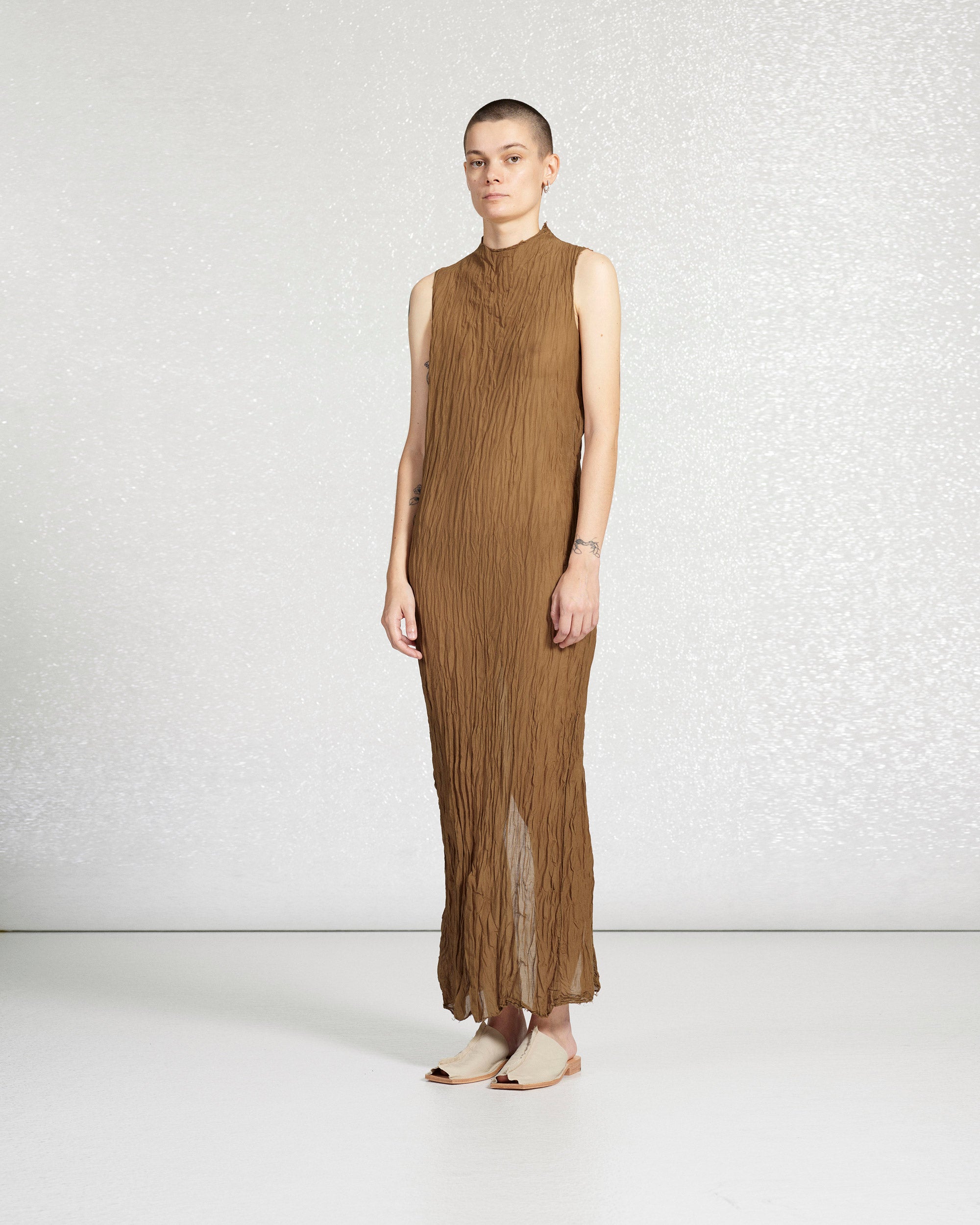 S18 NO.265 CAMEL CRUSHED TAFFETA SLEEVELESS DRESS