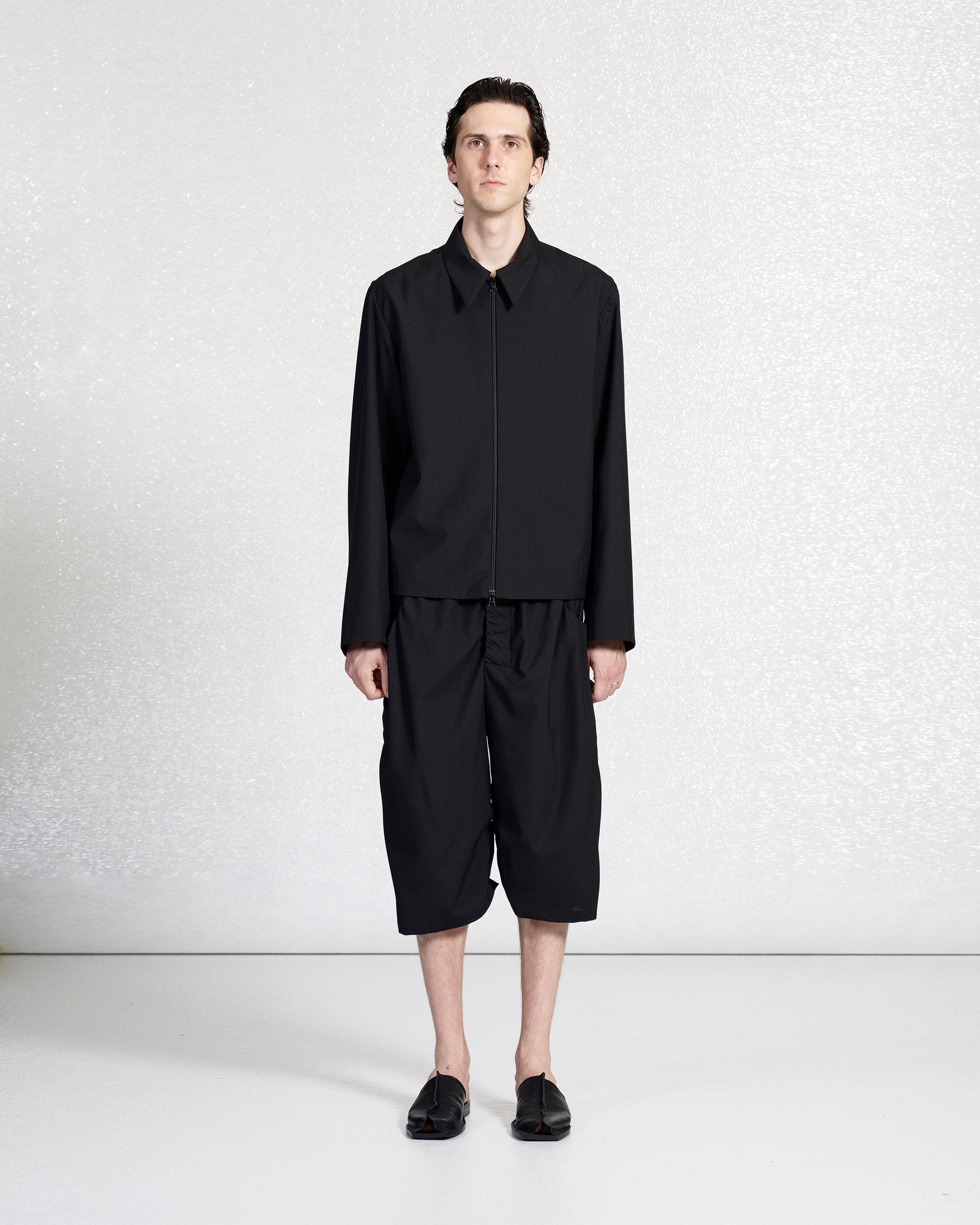 S18 NO.330 SUMMER WOOL DRAPED SHORT TROUSERS
